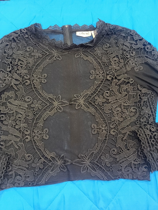 willow-root Tops - Willow Black Floral Lace Cutout Long Sleeve Blouse
